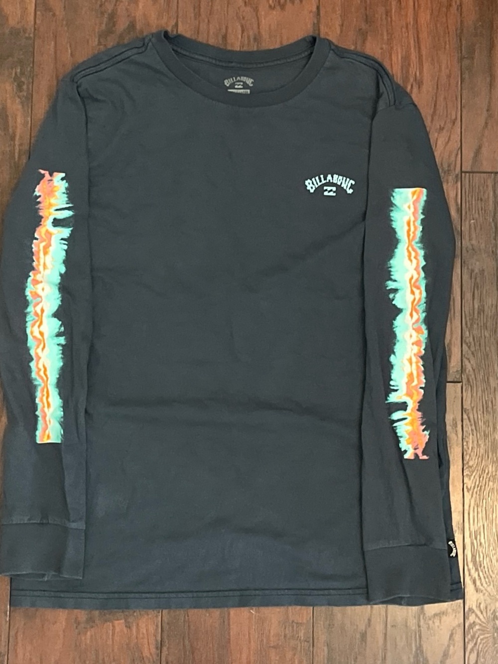 Billabong Long Sleeve Tee in Dark Blue with Neon Orange & Teal Sleeve Stripe